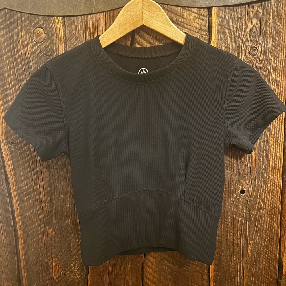 Move Theology ribbed crop top. Small like new